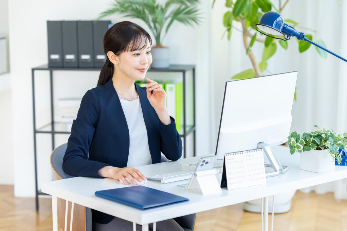 【大阪】コンタクトレンズメーカーの自社物流管理★リーダー候補/株式会社Lcode